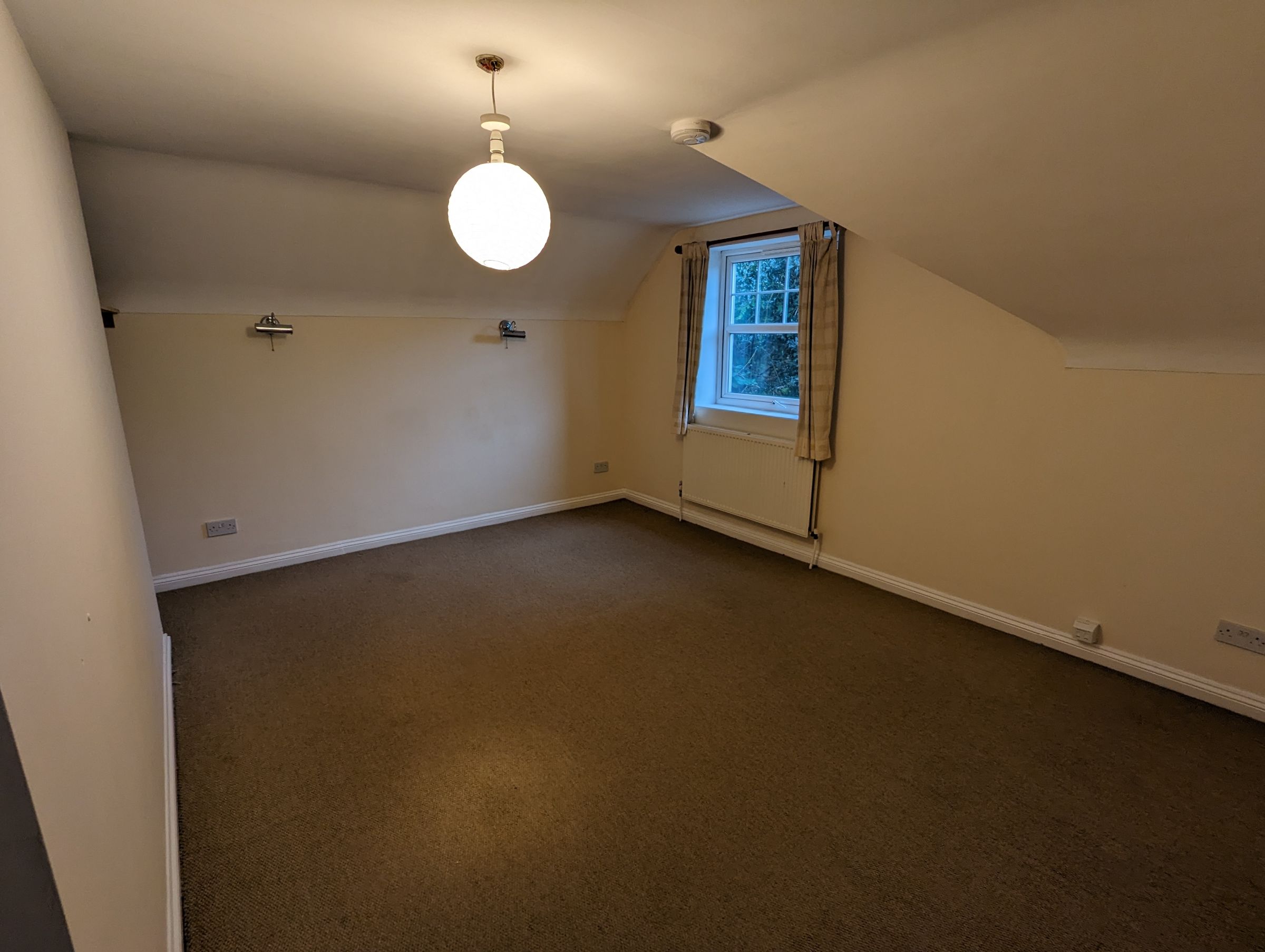 2 bed terraced house to rent in Codrington Road, Bristol  - Property Image 8