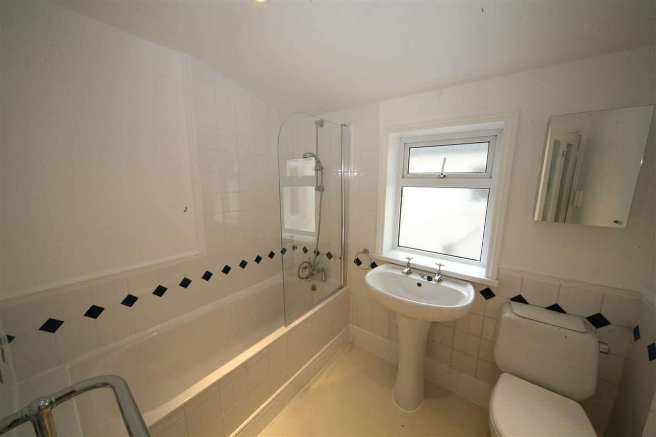 6 bed terraced house to rent in Brynland Avenue, Bristol  - Property Image 8