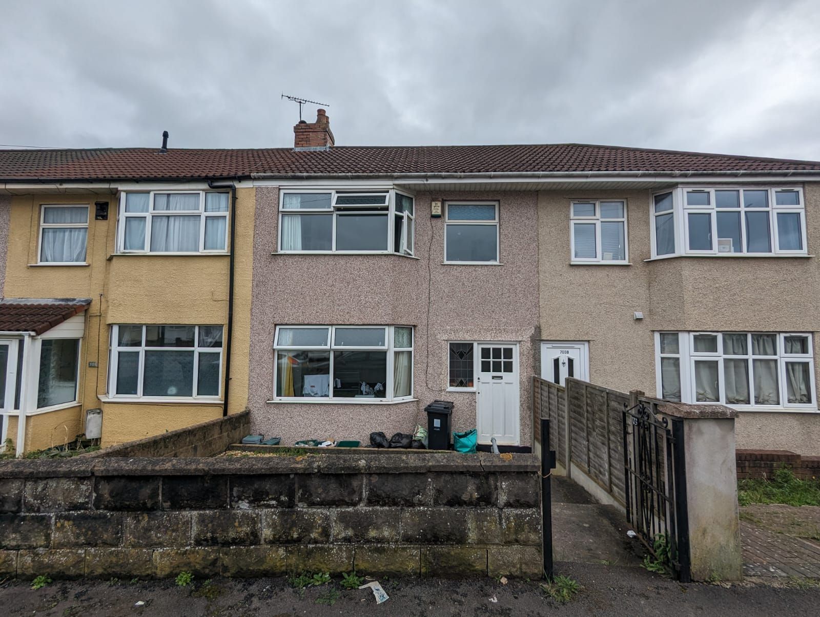 3 bed terraced house to rent in Filton Avenue, Bristol - Property Image 1