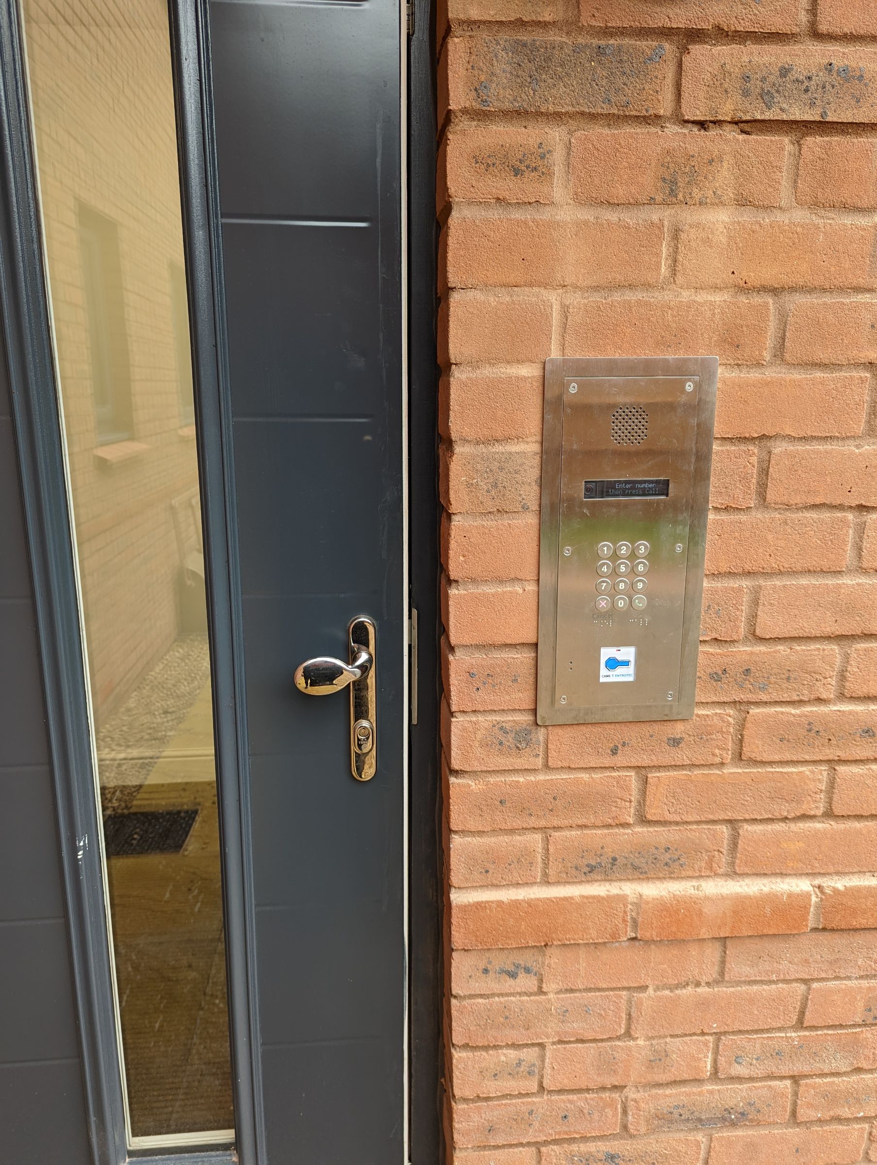 1 bed flat to rent in Mustoe Road, Bristol 12