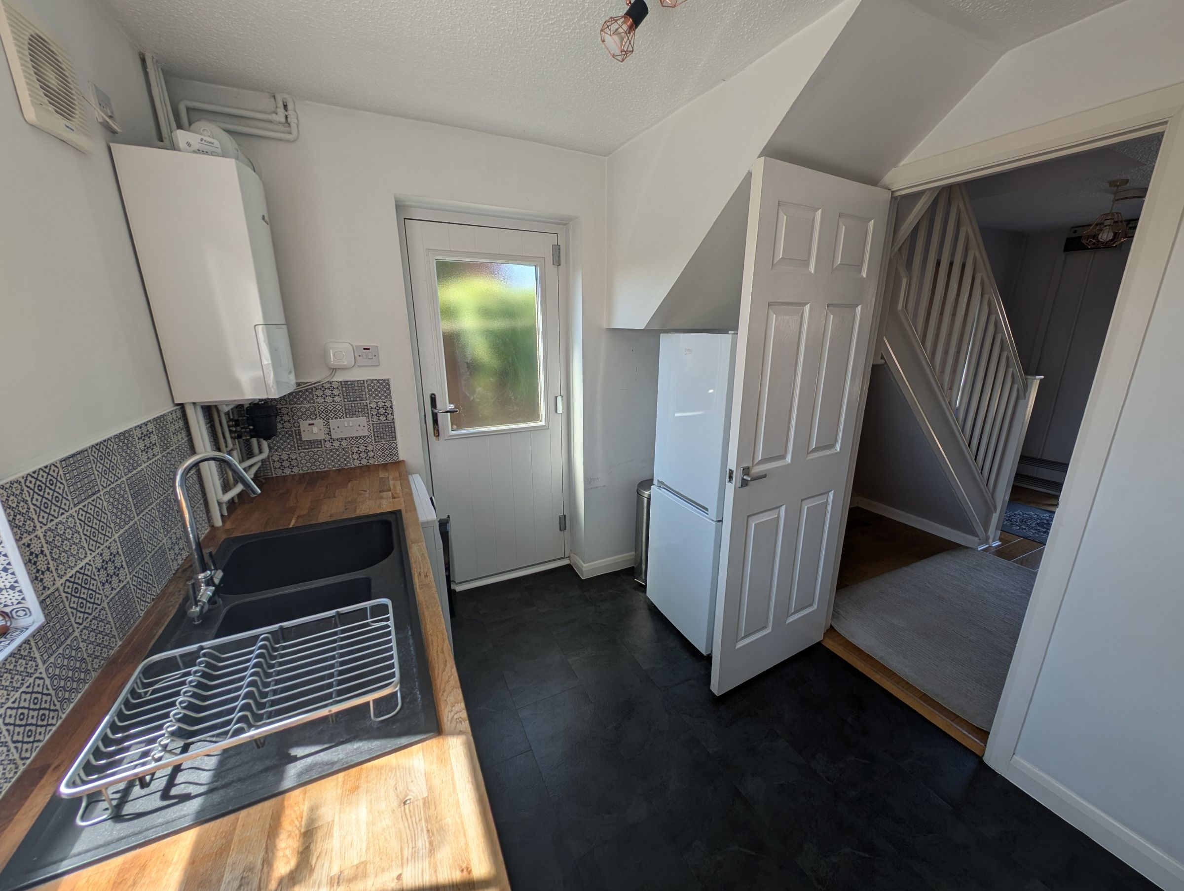 3 bed semi-detached house to rent in Wordsworth Road, Bristol  - Property Image 11