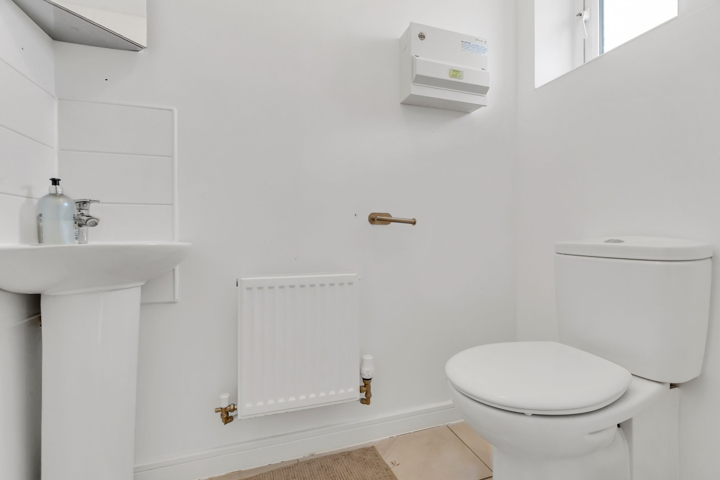 4 bed terraced house to rent in Eighteen Acre Drive, Bristol 8