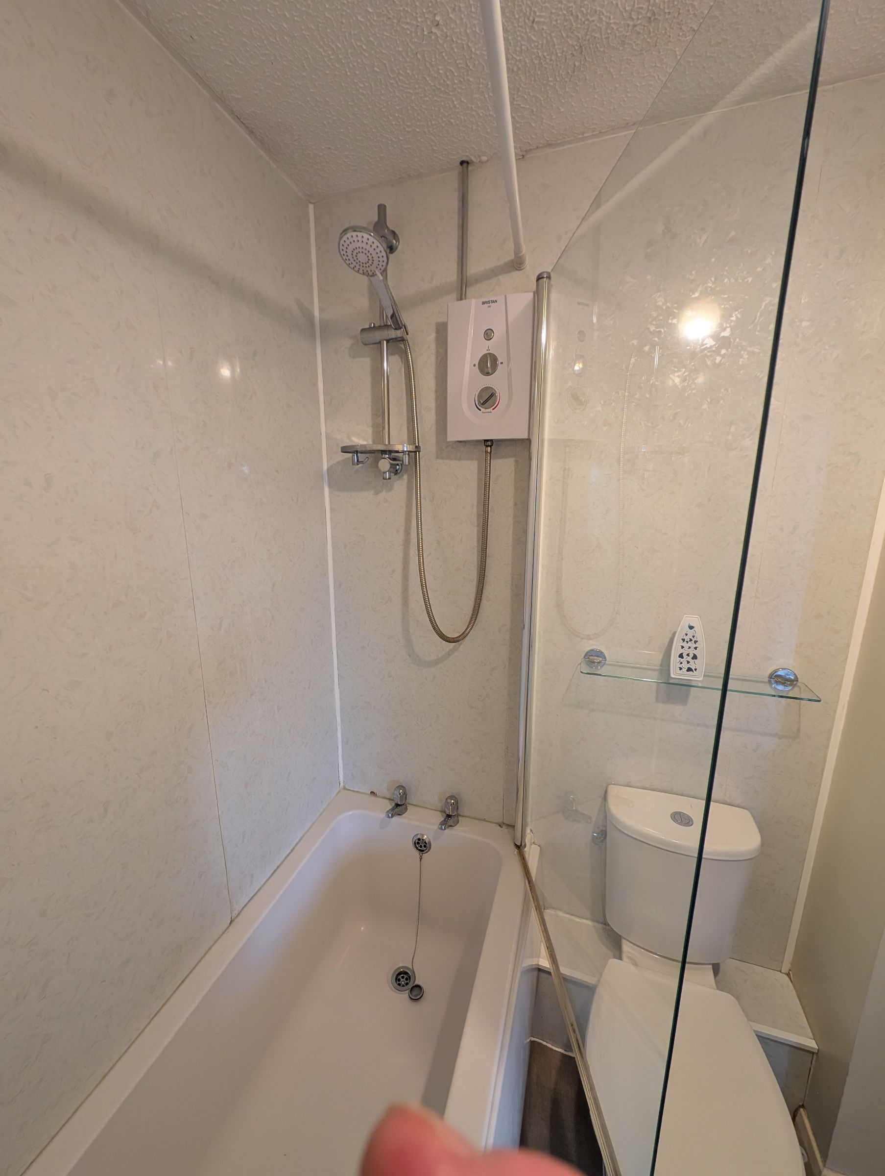 2 bed terraced house to rent in Wheatfield Drive, Bristol 15