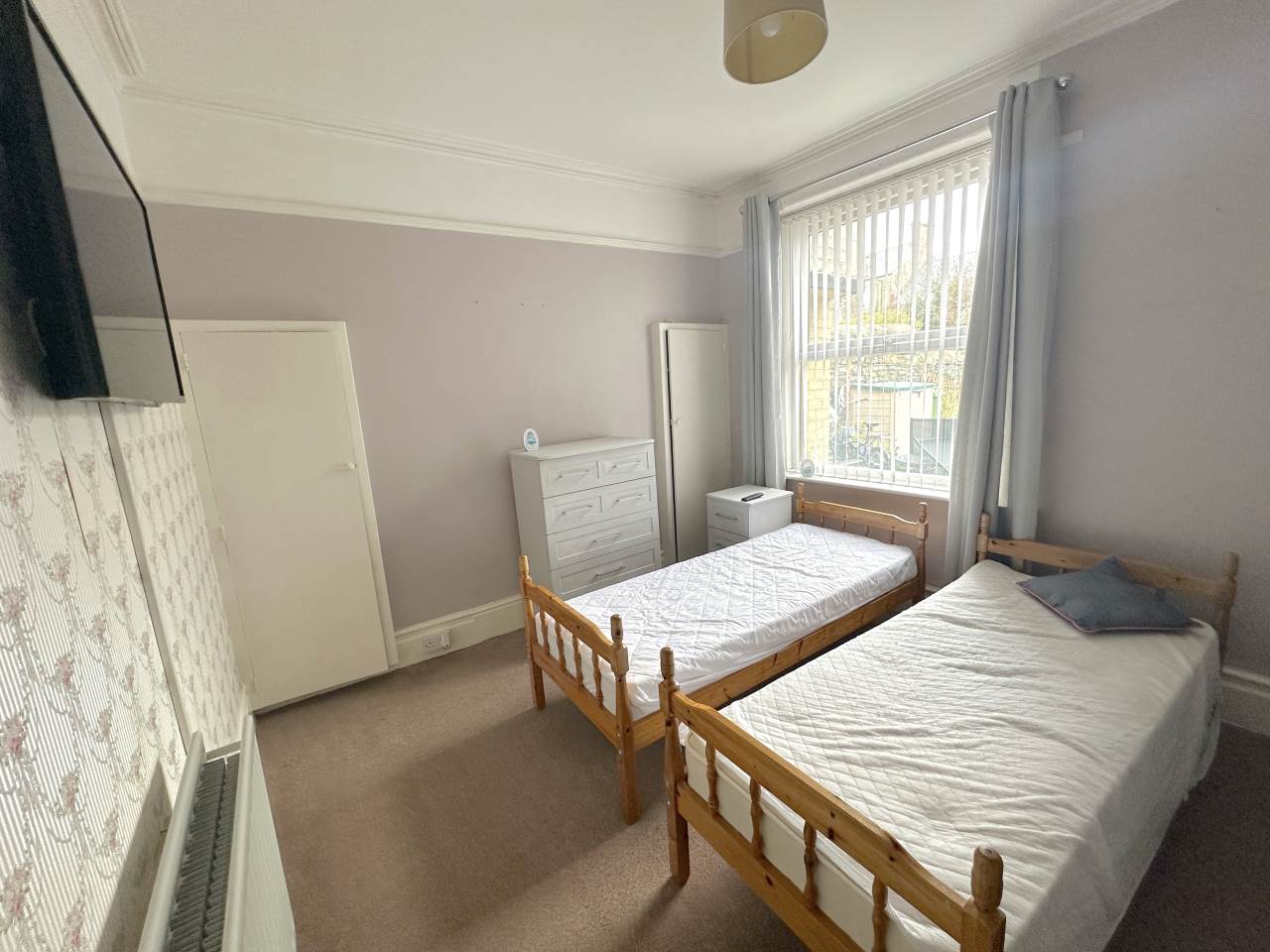 1 bed flat for sale in High Street  - Property Image 5