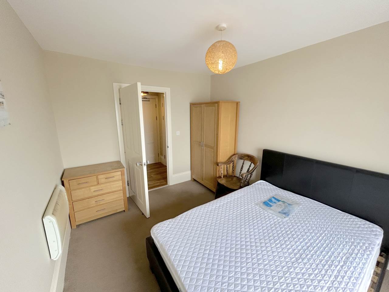 2 bed flat for sale in Marine Terrace, Aberystwyth  - Property Image 8