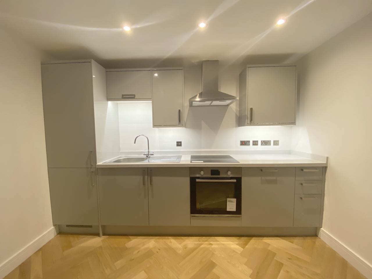 1 bed flat for sale in Lon Hendre, Waunfawr  - Property Image 2