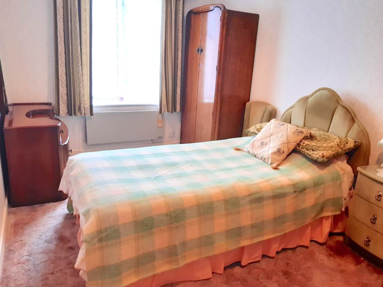 2 bed flat for sale in Plas Yr Afon, Trefechan  - Property Image 4