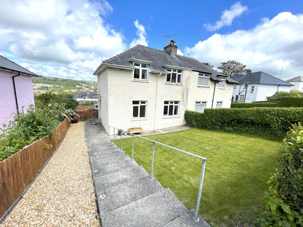 3 bed  for sale in First Avenue, Penparcau, SY23