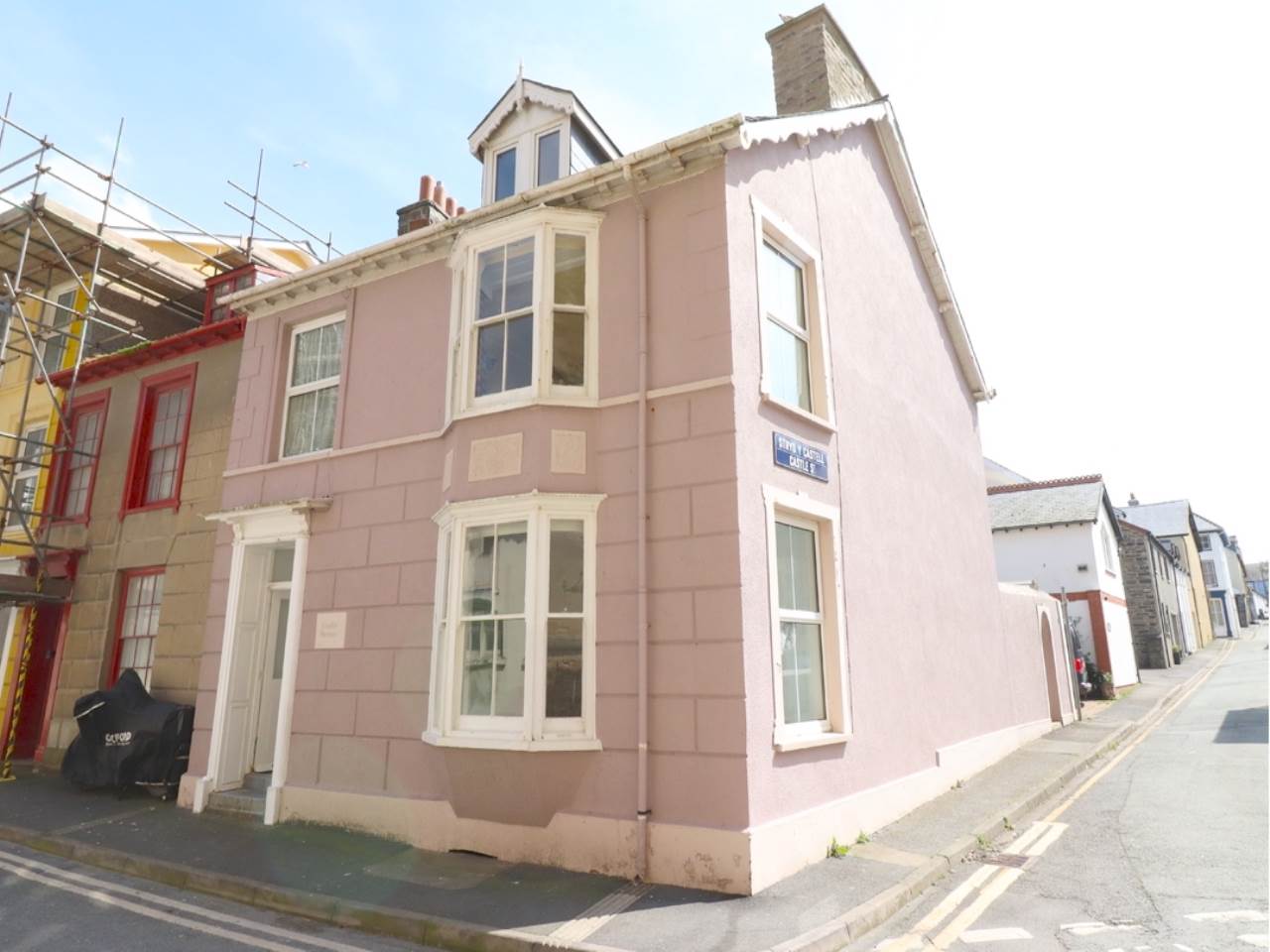 5 bed house for sale in Castle House, King Street, SY23
