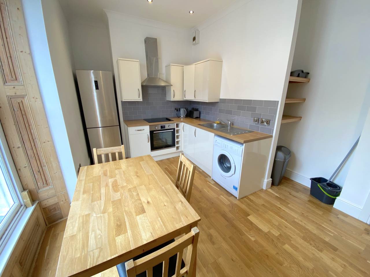2 bed flat for sale in Eastgate Street, Aberystwyth  - Property Image 3