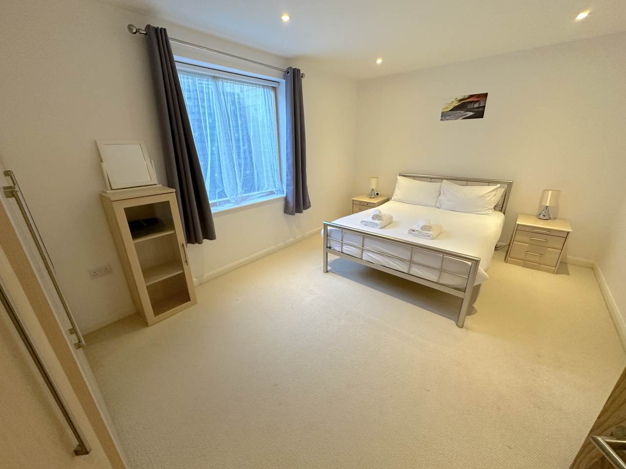 2 bed flat for sale in Plas Hafod, Parc Y Bryn  - Property Image 9