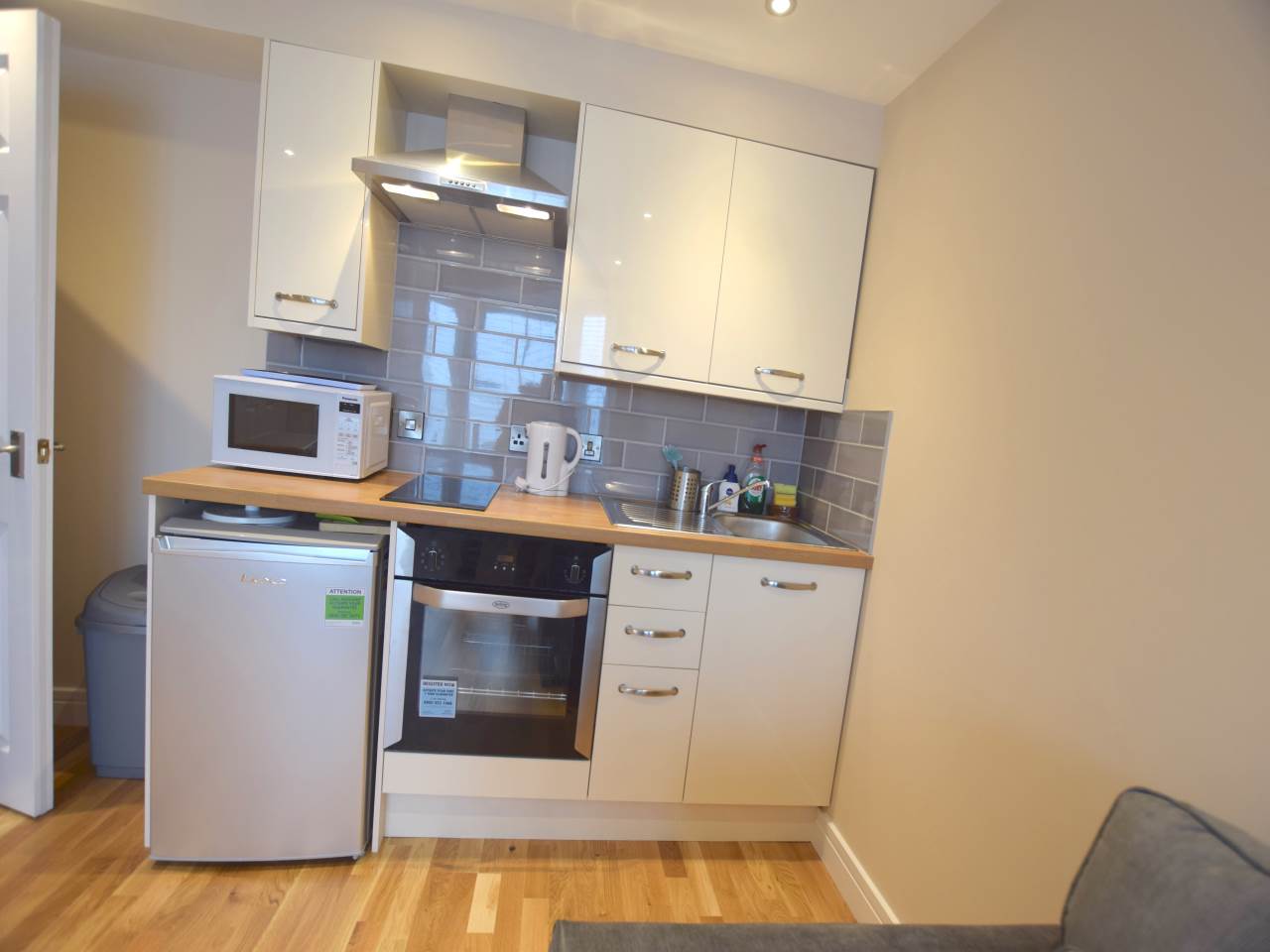 1 bed flat for sale in Lisburne House, Bath Street  - Property Image 3
