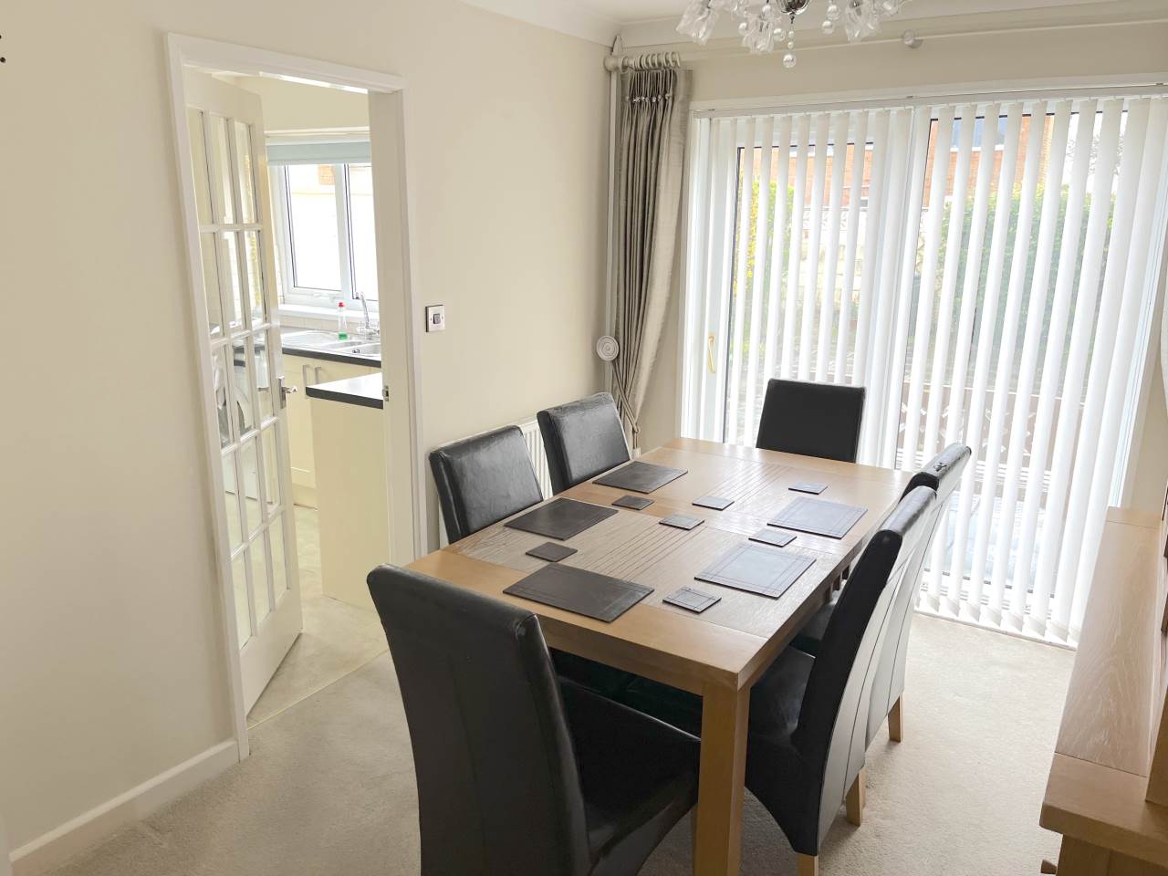 3 bed house for sale in Maesceinion, Waun Fawr  - Property Image 7