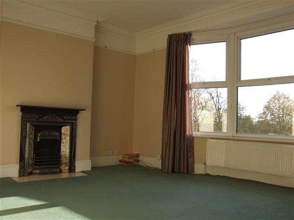 2 bed flat to rent 2
