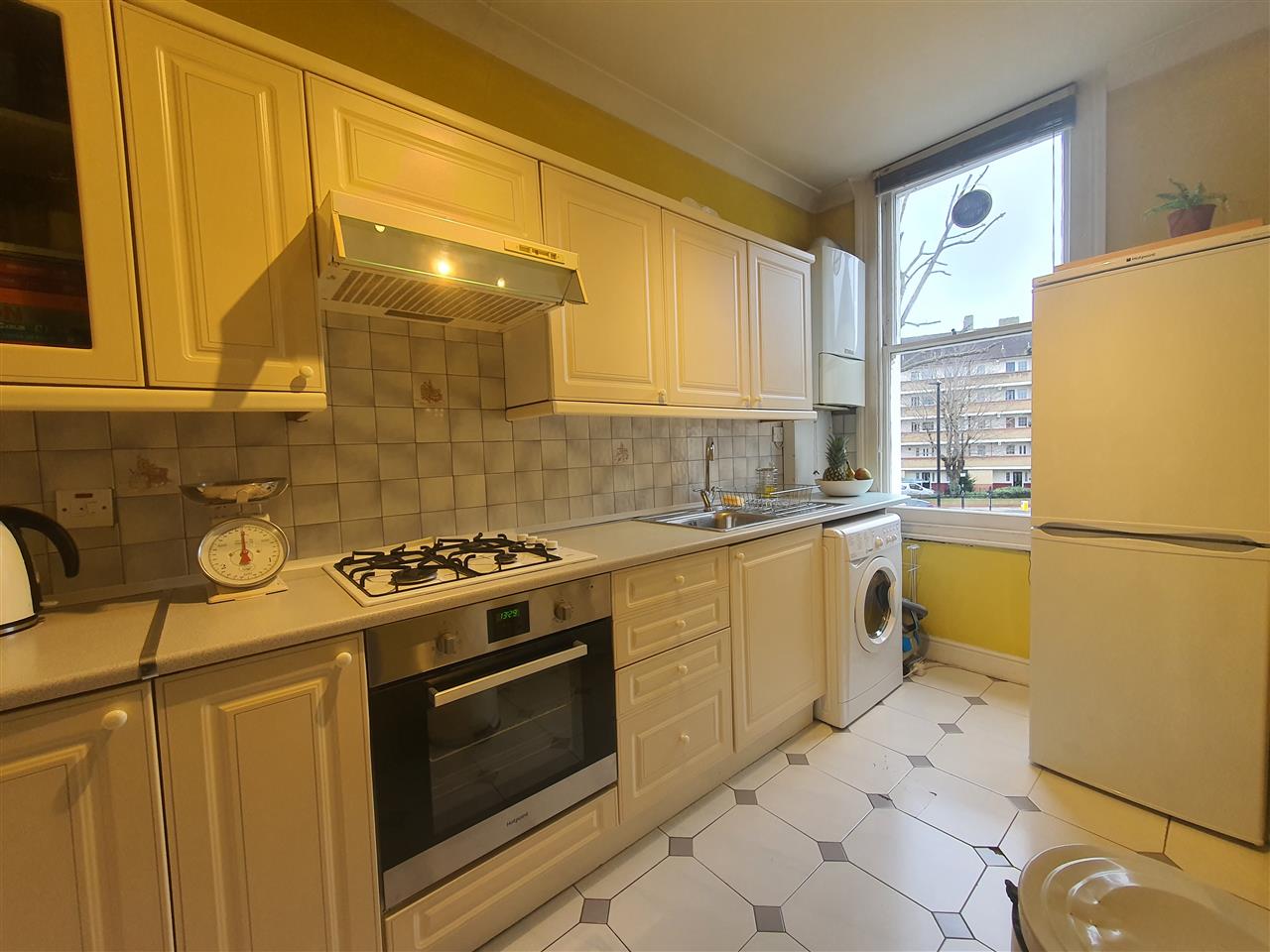 1 bed flat to rent in Tufnell Park Road 3