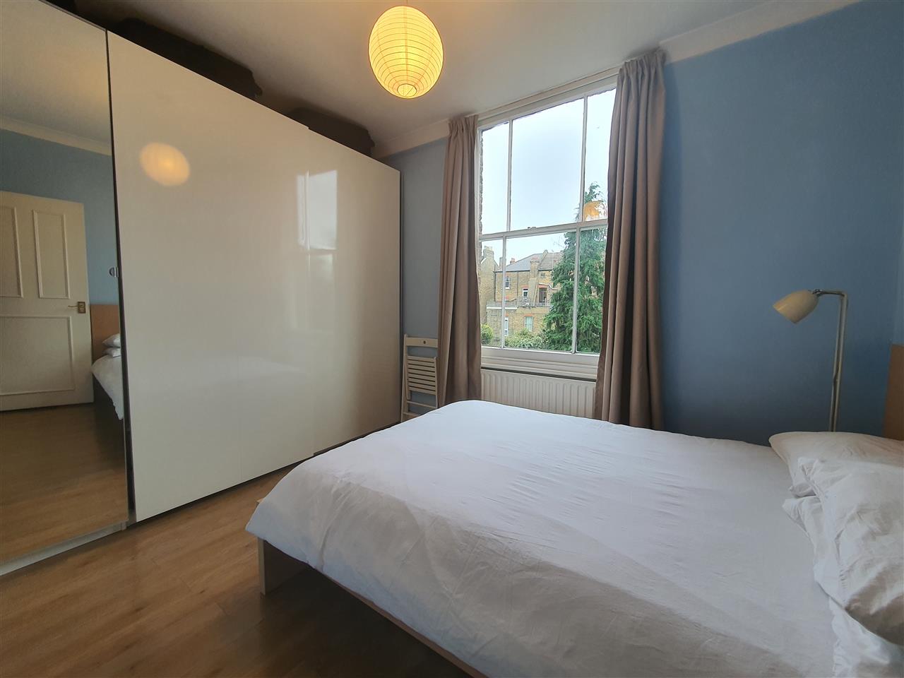 1 bed flat to rent in Tufnell Park Road 5