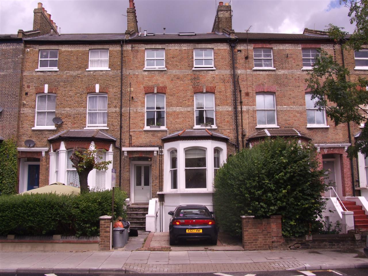1 bed flat to rent in Tufnell Park Road 8