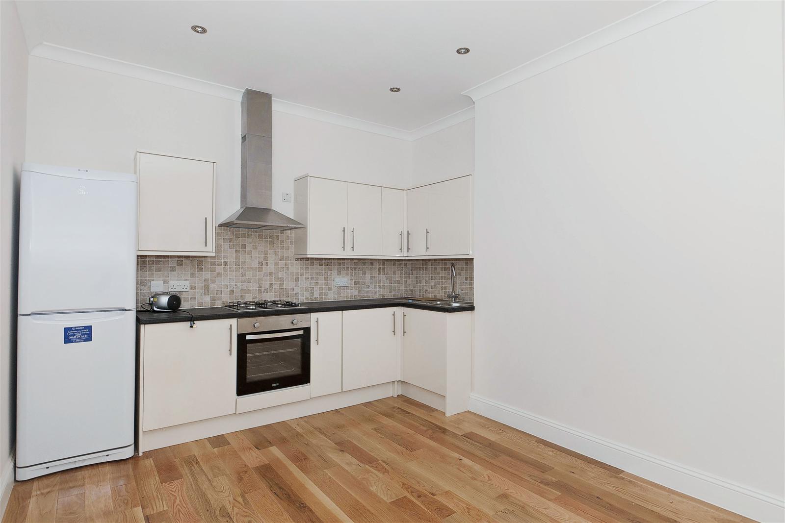 AVAILABLE FROM 7TH JUNE 2022. Forming part of a development of converted flats within a pair of semi detached period houses is this raised ground floor 590 square ft. apartment. The accommodation comprises of a LARGE DOUBLE BEDROOM,  large open plan reception/kitchen leading to a PRIVATE ...