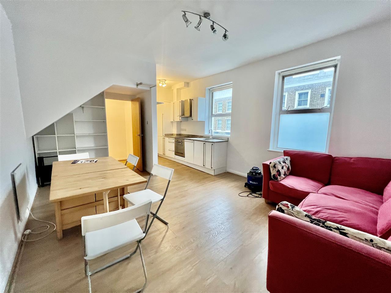 AVAIABLE IMMEDIATELY! Located above commercial premises is this PARTIALLY RE- DECORATED modern and stylish first floor PART FURNISHED converted apartment within walking distance of Kentish Town and Belsize Park and close to the wide open spaces of Hampstead Heath. The accommodation comprises of ...