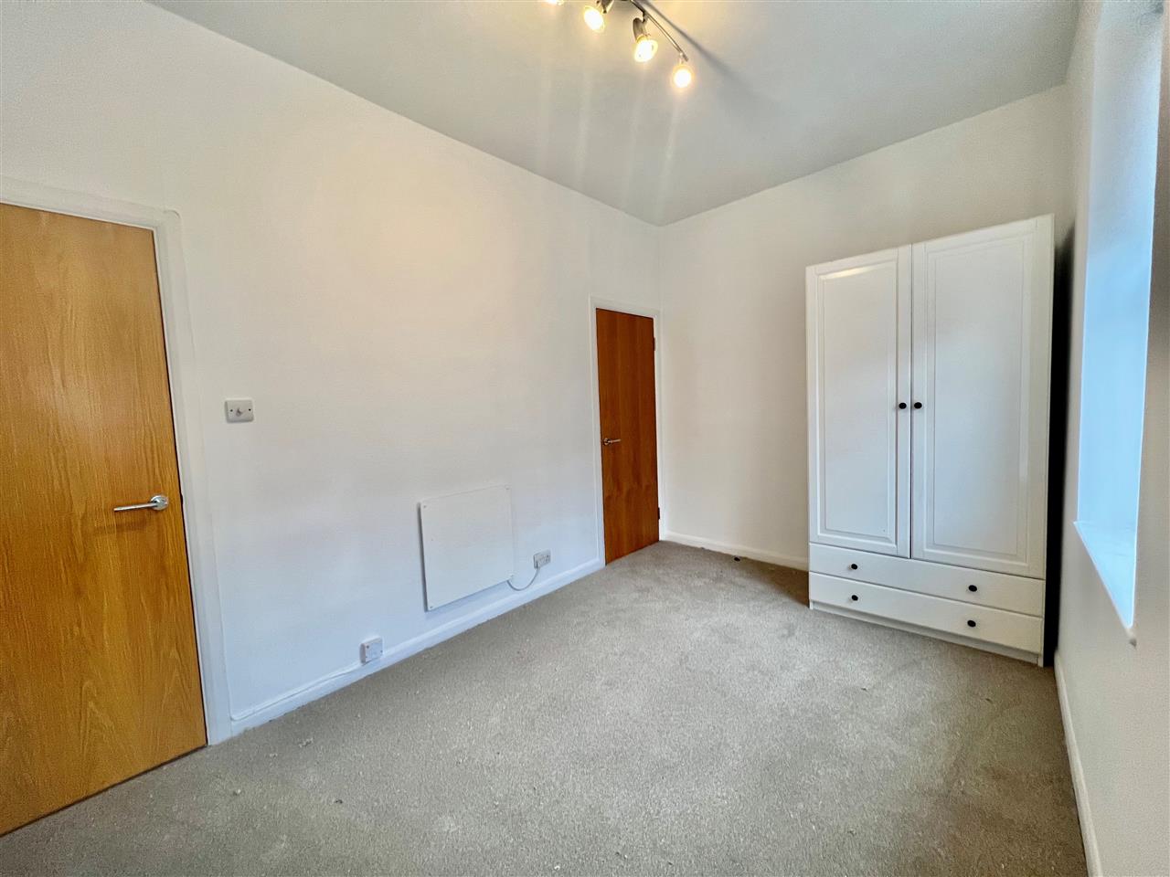 1 bed flat to rent in Queens Crescent  - Property Image 4