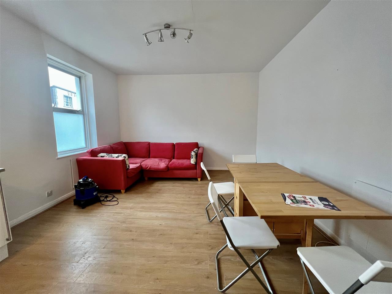 1 bed flat to rent in Queens Crescent  - Property Image 12