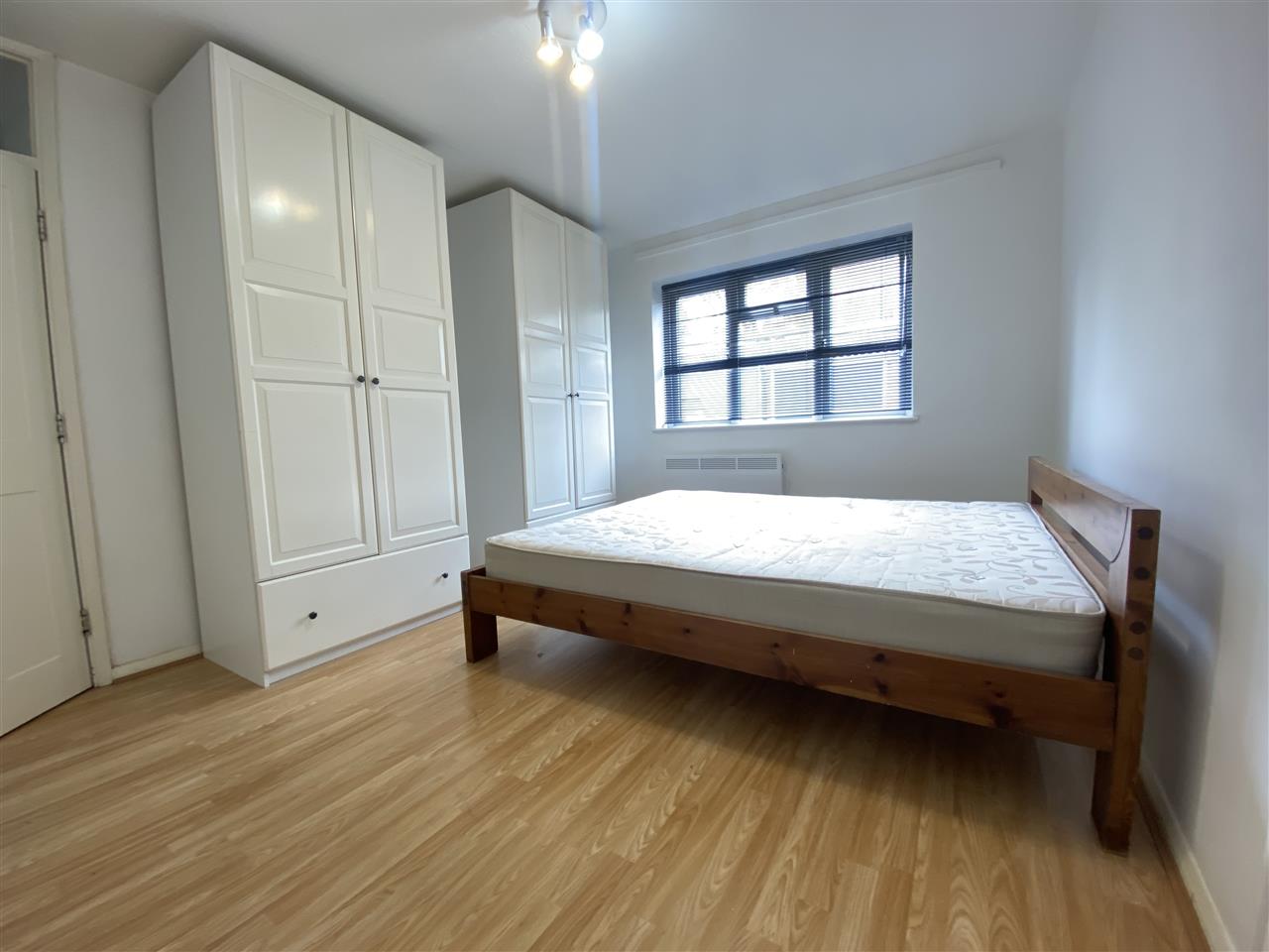 1 bed flat to rent in Ward Road 1