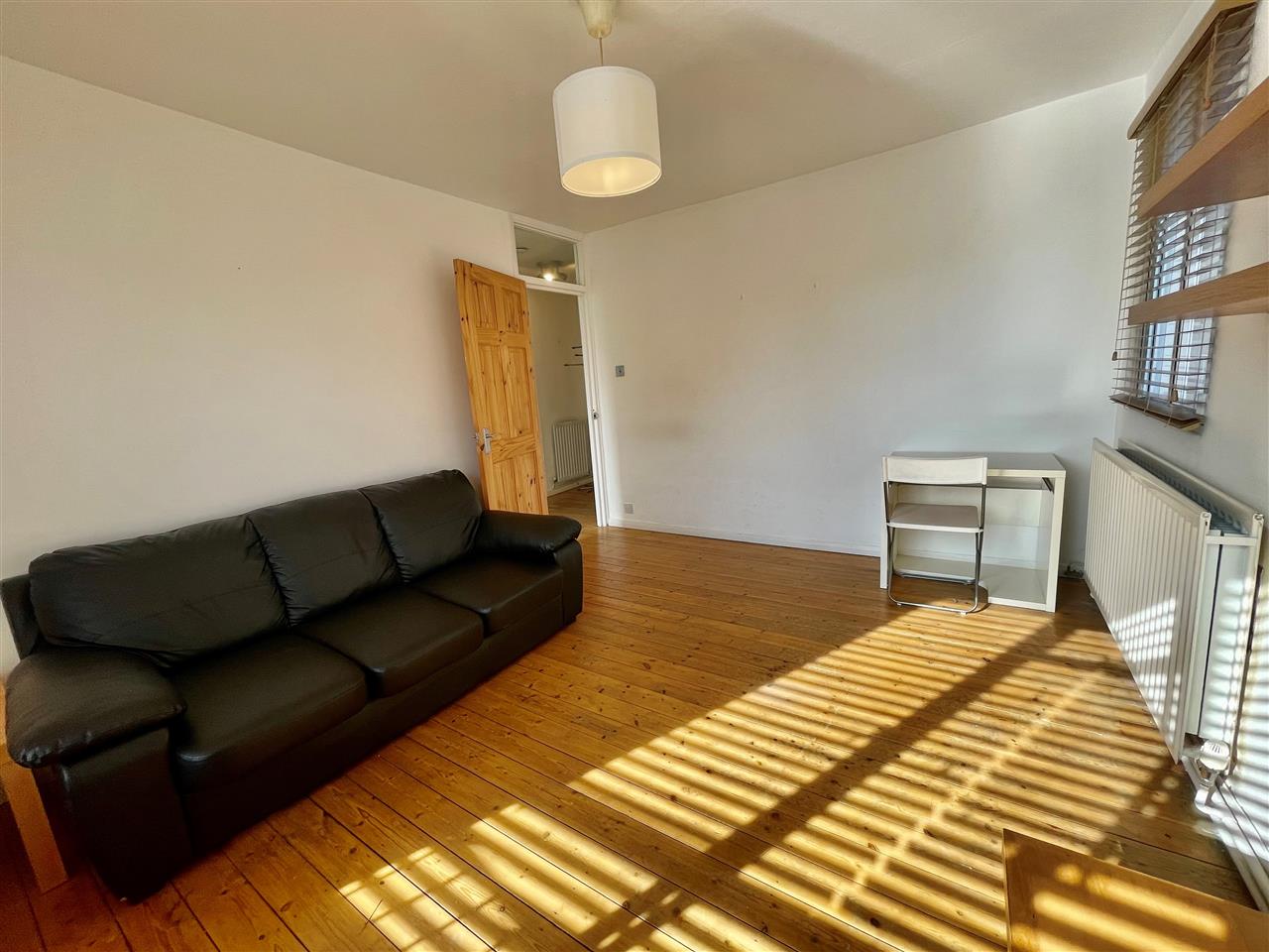 1 bed flat to rent in Junction Road  - Property Image 5