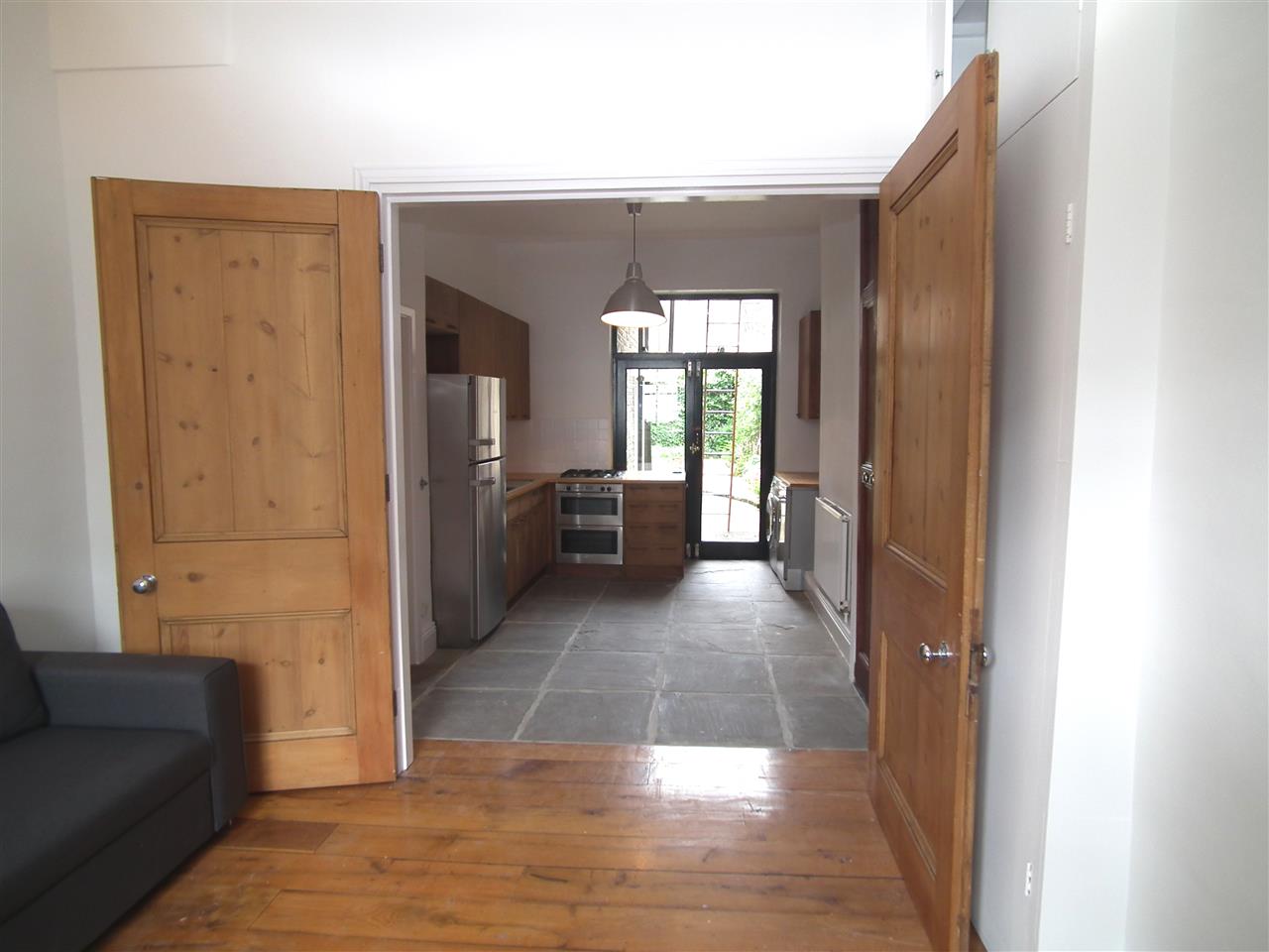 1 bed flat to rent in Torriano Avenue 3