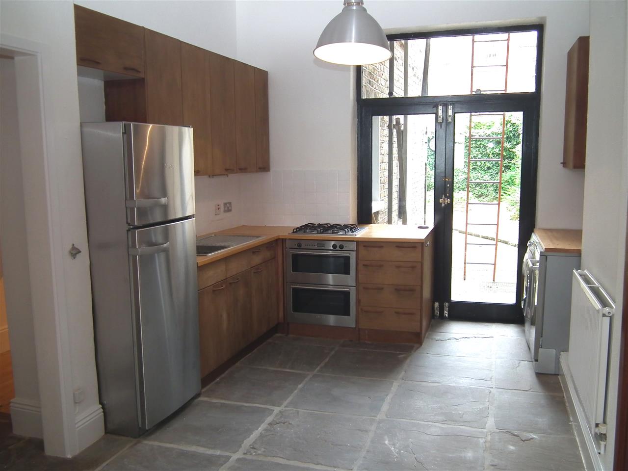 1 bed flat to rent in Torriano Avenue 4