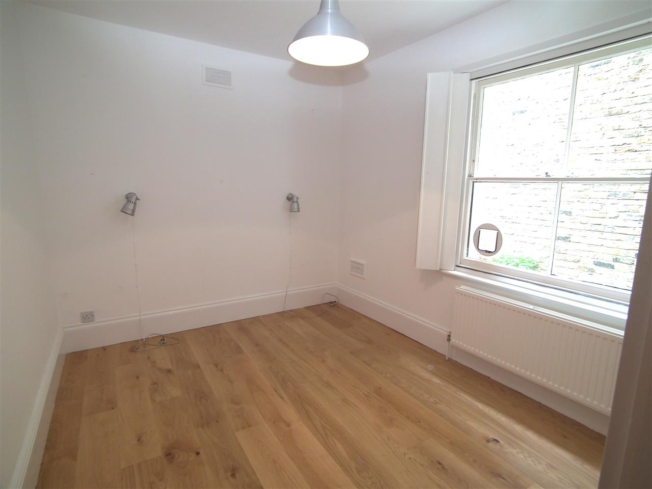 1 bed flat to rent in Torriano Avenue 5