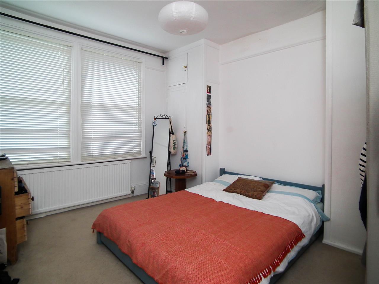 2 bed flat to rent in Mercers Road 2