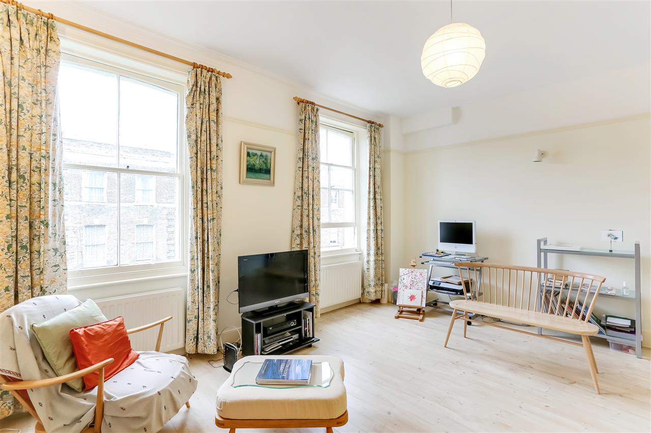 2 bed flat for sale in Falkland Road 6