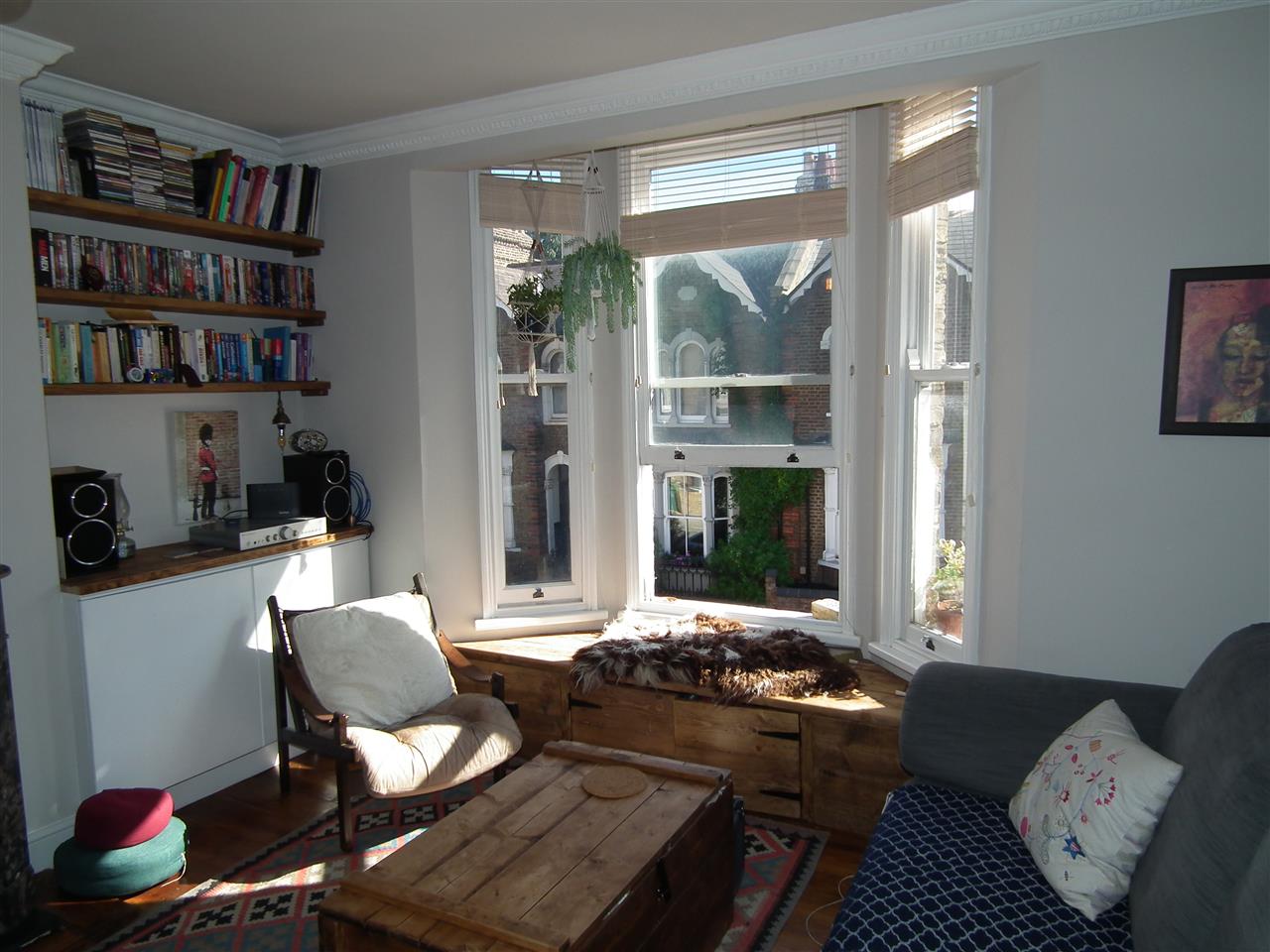 1 bed flat to rent in Chetwynd Road 4