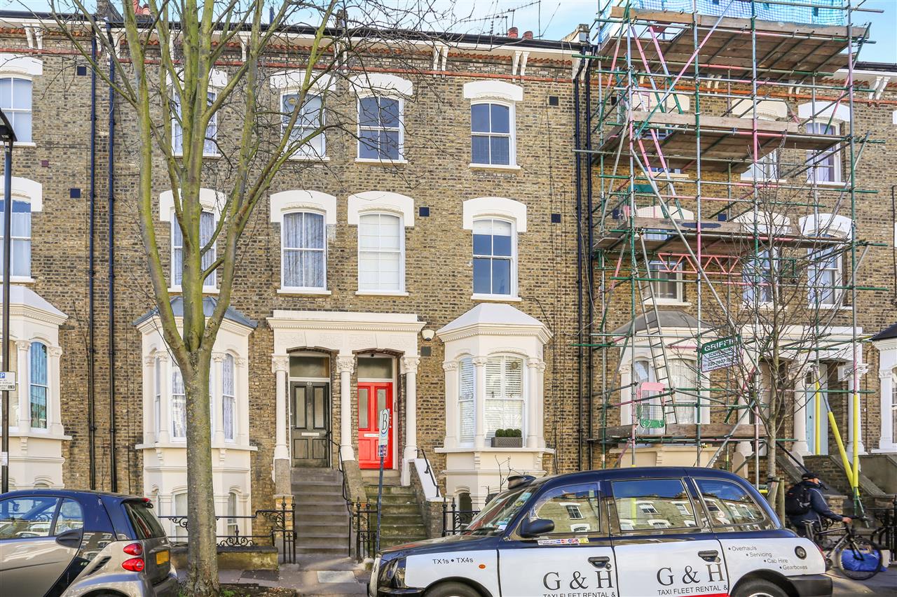 Located in a delightful tree-lined turning is this bright and very spacious (approximately 742 Sq Ft / 69 Sq M including restricted head height areas) split level second and third/top floor Victorian converted apartment. The accommodation comprises: spacious reception, kitchen to the rear and ...