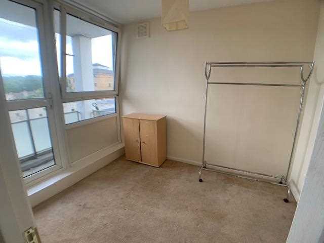 4 bed flat to rent in Kiln Place 6