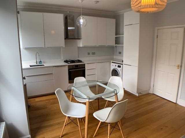 1 bed flat to rent in Huddleston Road 3