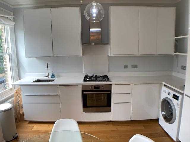 1 bed flat to rent in Huddleston Road 4