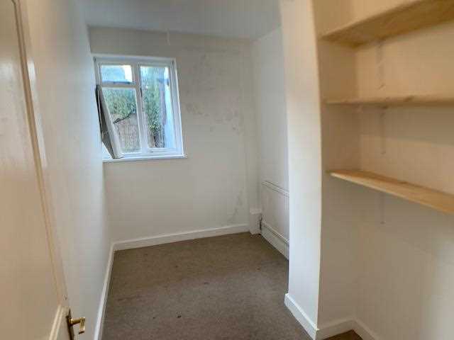 2 bed flat to rent in Tufnell Park Road 2