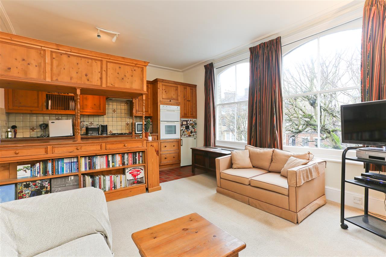1 bed flat for sale in Tufnell Park Road 1