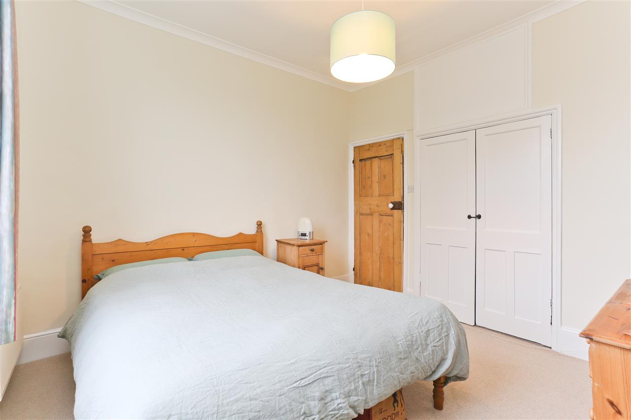 1 bed flat for sale in Tufnell Park Road  - Property Image 7