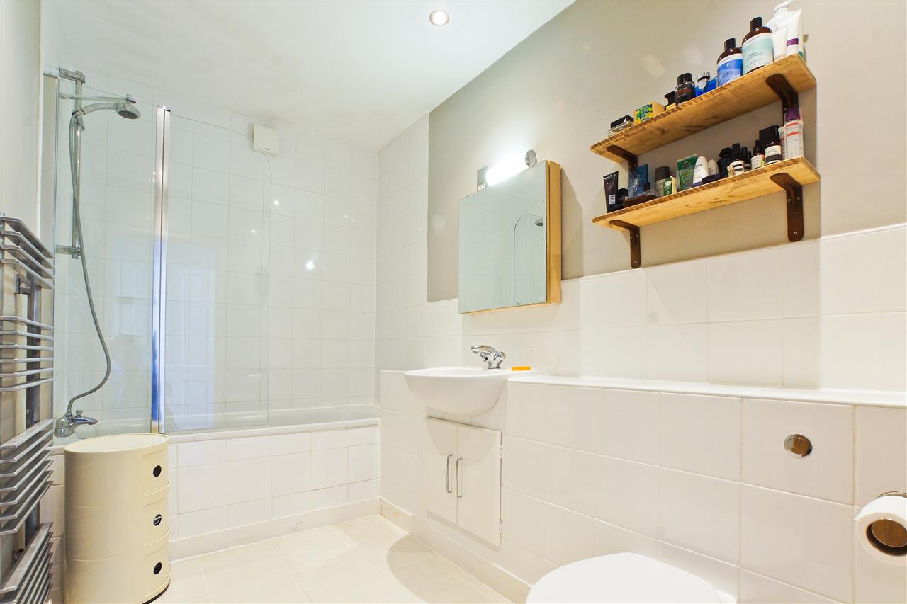 1 bed flat for sale in Evangelist Road 5