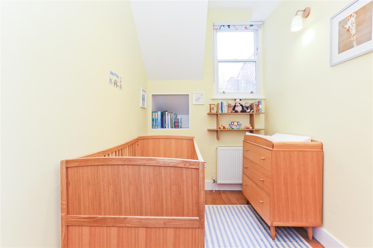 3 bed flat for sale in Yerbury Road  - Property Image 10