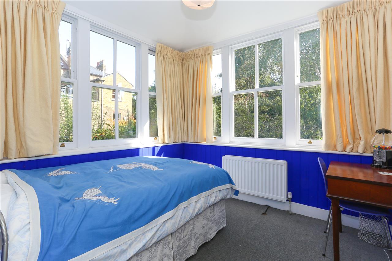 5 bed end of terrace house for sale in Archibald Road 10