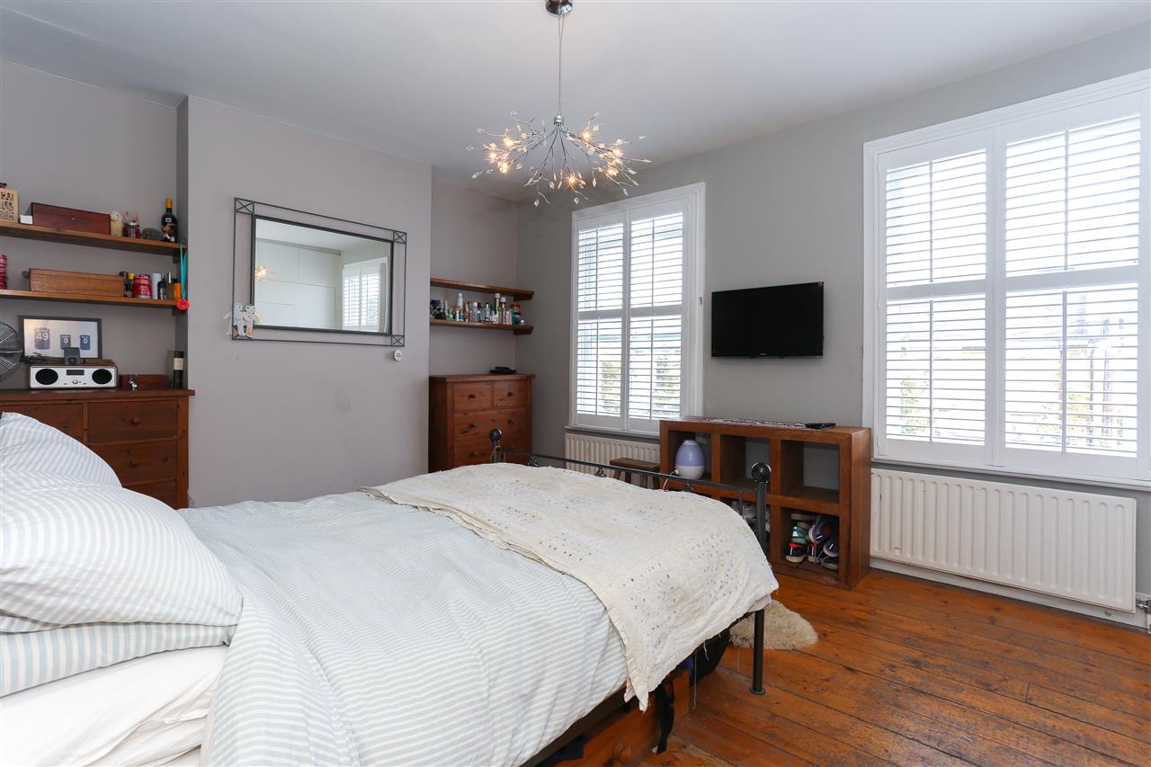 4 bed terraced house for sale in Hugo Road 11