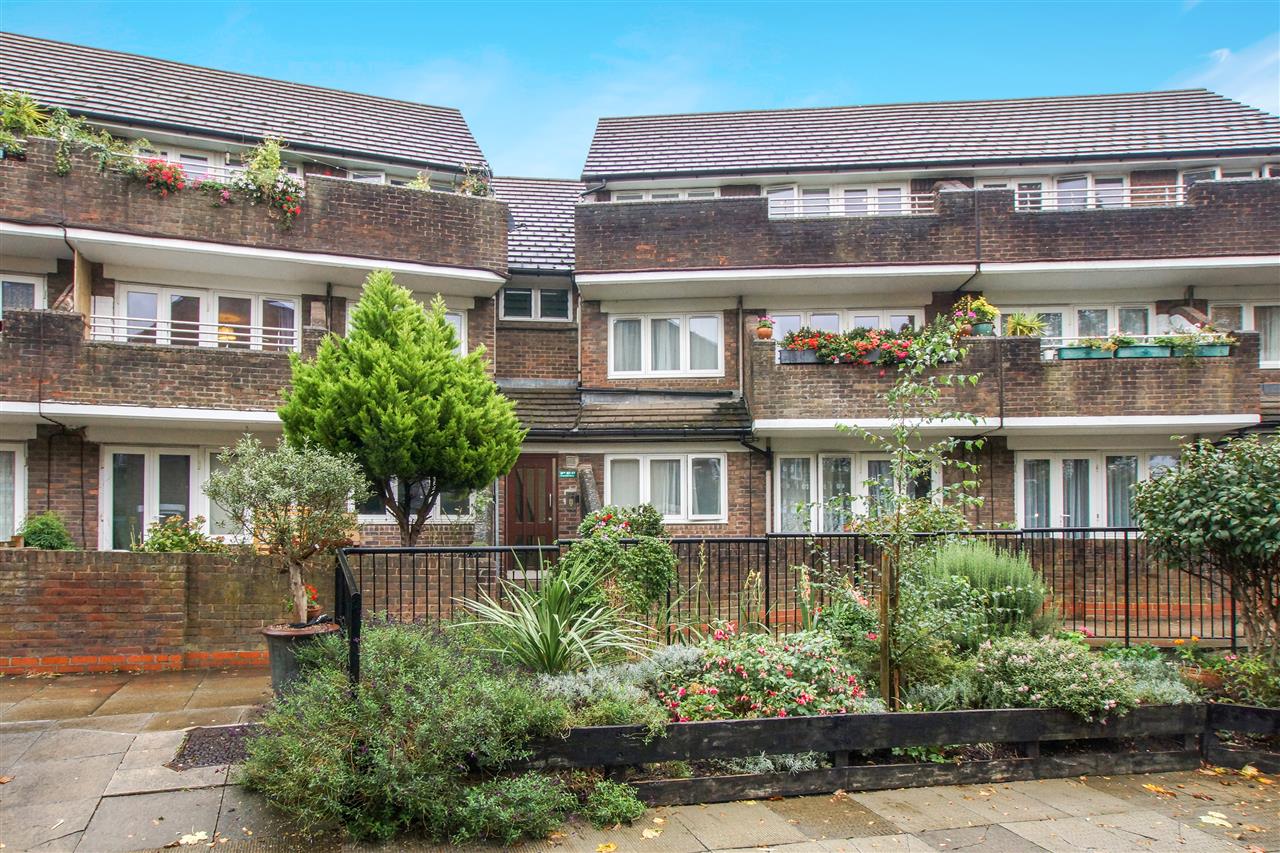 VIDEO TOUR AVAILABLE UPON REQUEST. <BR>CHAIN FREE! a well presented and spacious (574 Sq Ft / 53 Sq M) ex-local authority one bedroom flat forming part of a low rise purpose built block situated in a popular residential location within close proximity to the local shops of Queens Crescent, the ...