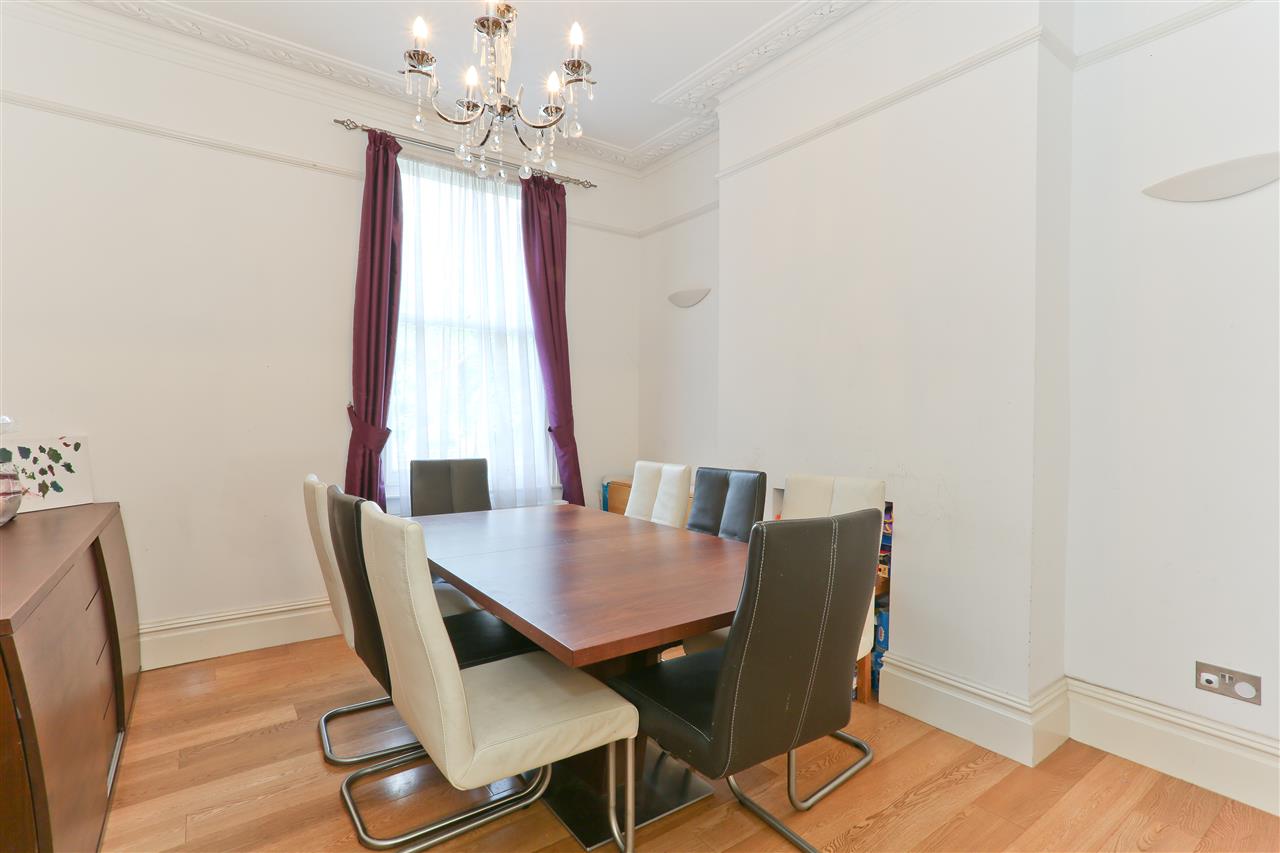 4 bed for sale in Corinne Road  - Property Image 12