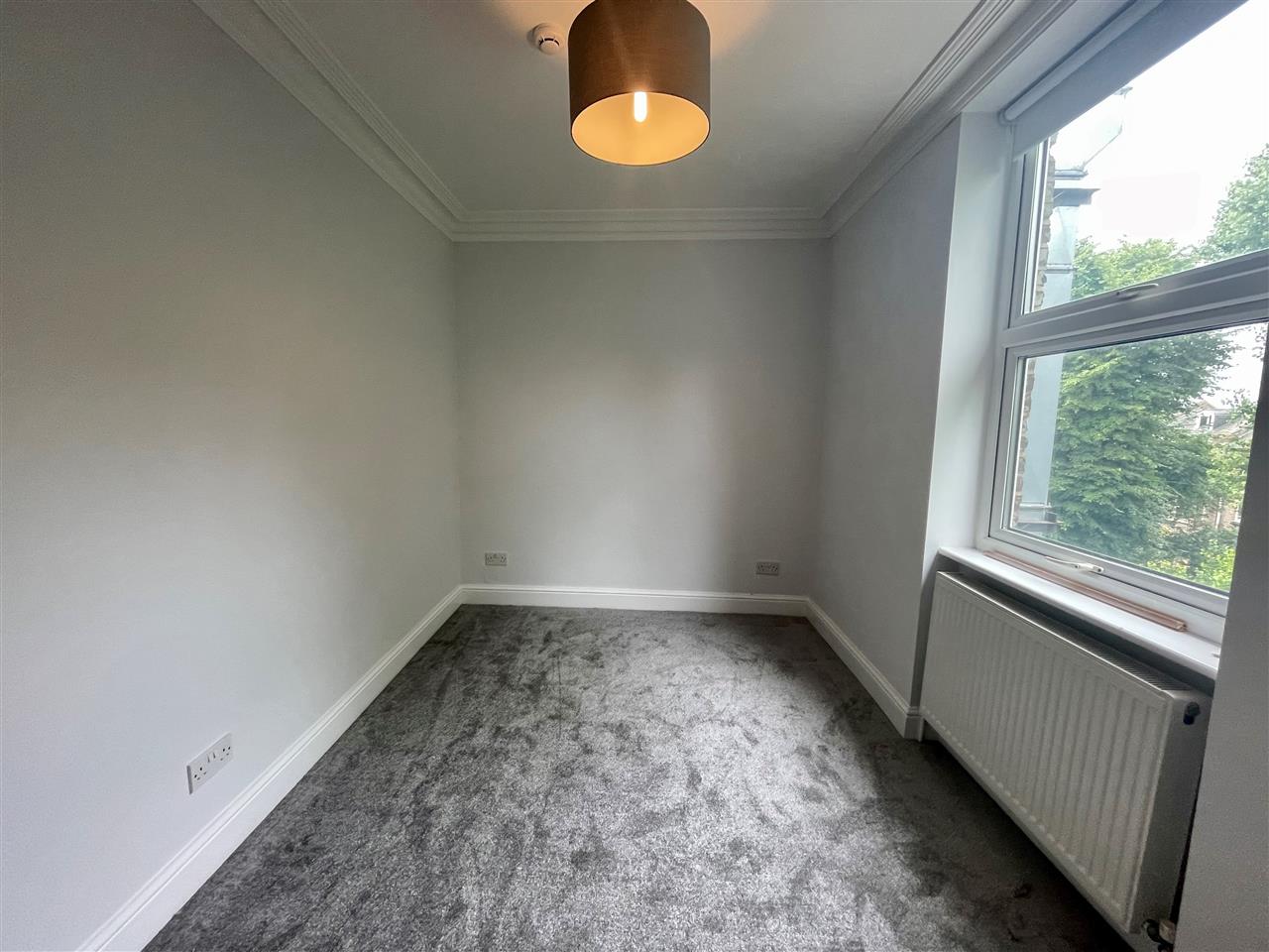 1 bed flat to rent in Fortess Road 6