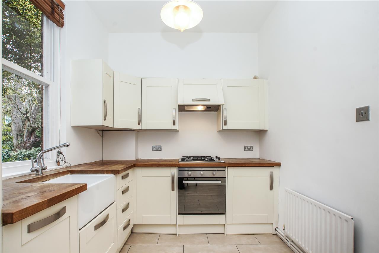 1 bed flat for sale in Middleton Grove 3