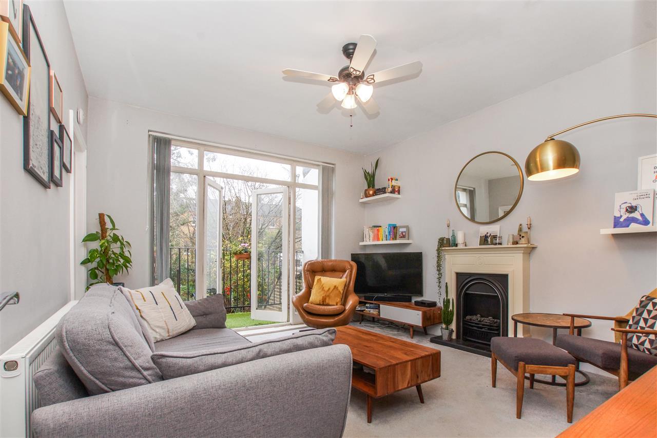 1 bed flat for sale in Tufnell Park Road 9
