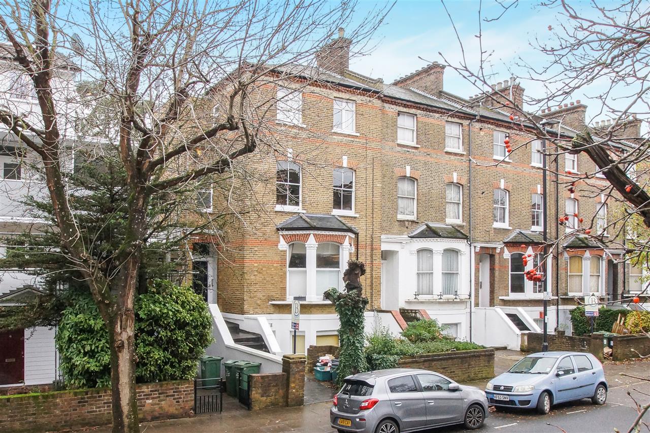 1 bed flat for sale in Tufnell Park Road 14